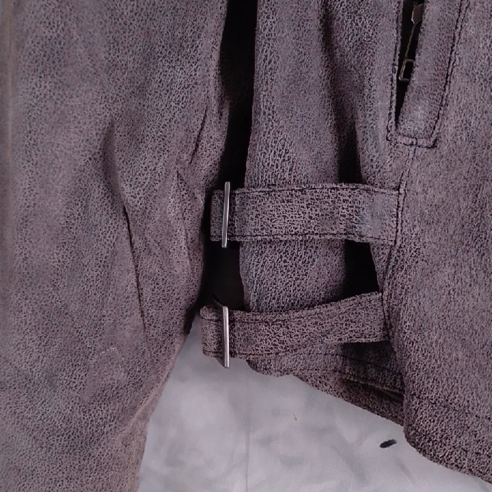 Danier Leather Quilted Moto Jacket - Picture 4 of 9
